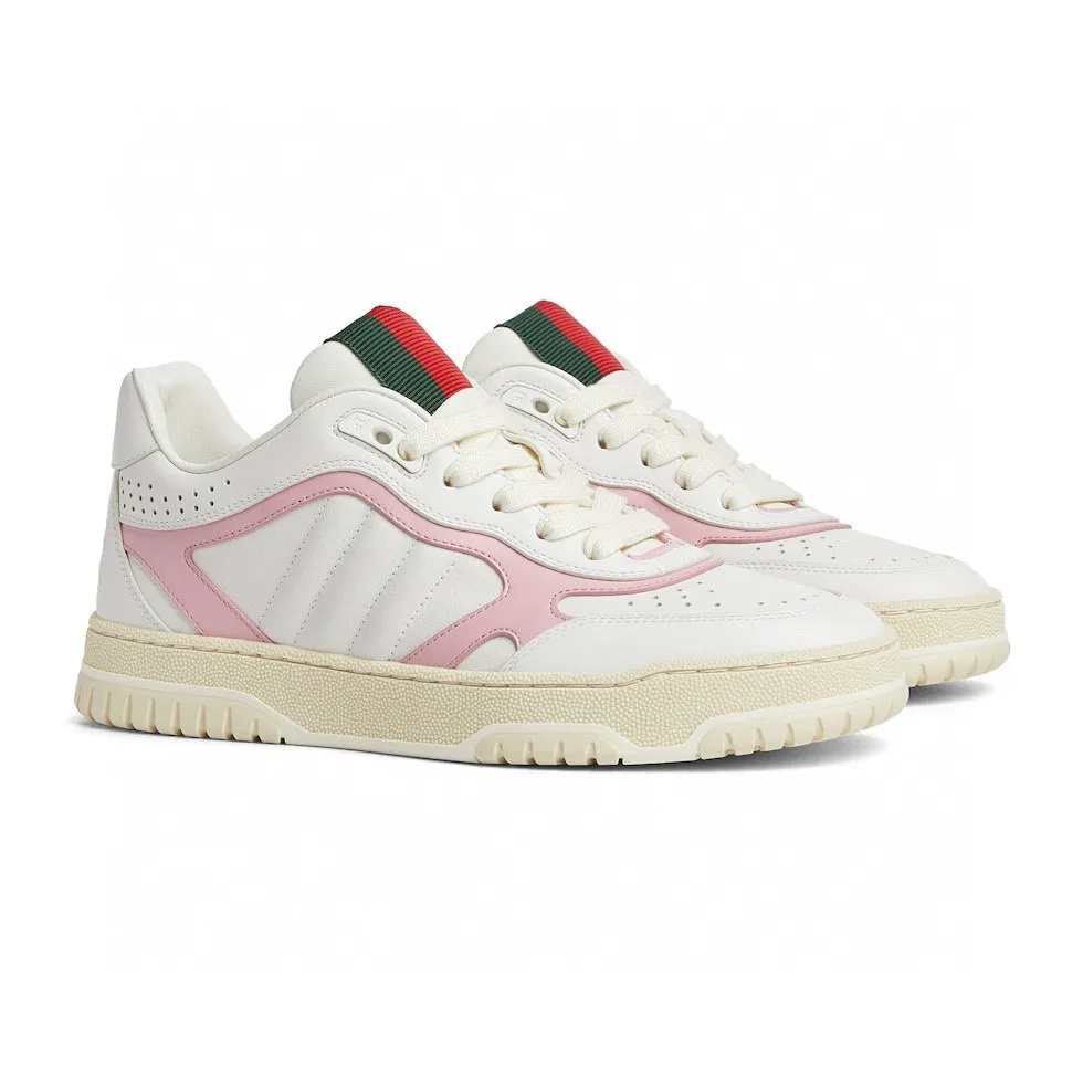 Men's shoes 💰p500 "GUCC*" Re series 👫 Couple style webbed leather sneakers, as the first sneakers created by Sabato De Sarno for Gucci, the Re-Web series reinterprets the brand's classic stripes, and sets off the modern silhouette design with bold and unique details. This shoe is crafted from iconic classic GG canvas and white leather. This new sneaker is ingeniously decorated with many of the brand's classic details, and is equipped with a bright red and green webbing tongue, which will make people fall in love at first sight. Women’s size 35-39. Men’s size 38-44